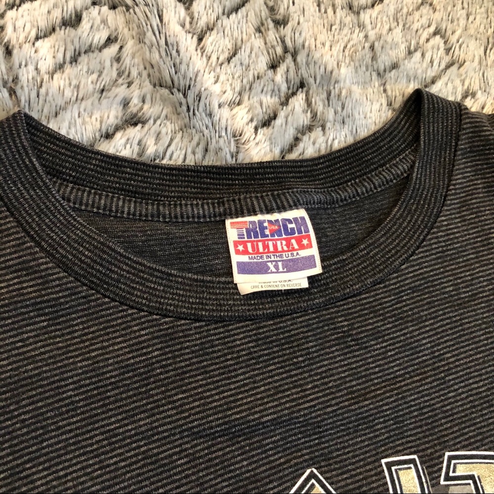 Vintage 1994 Trench Ultra NFL Saints T-Shirt - Picture 5 of 5
